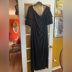 Elegant Black Ruffle Sleeve Dress